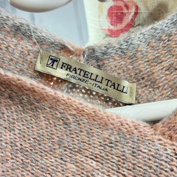 526. Fratelli Talli Womens One Size Poncho - Picture 2 of 5